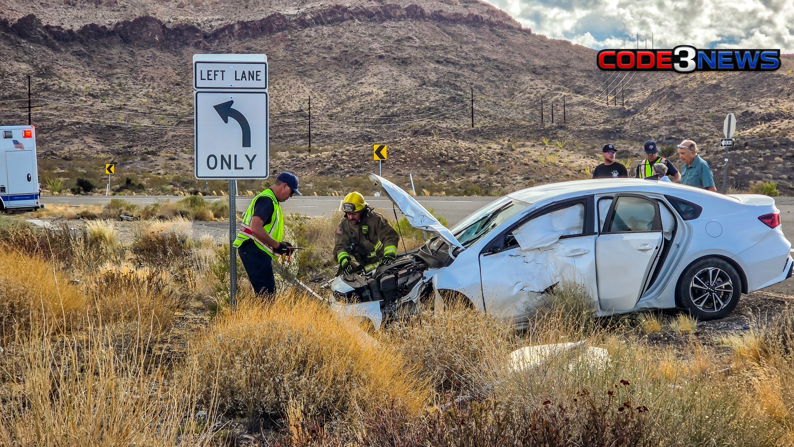 Bullhead City Rollover Crash - Code3News