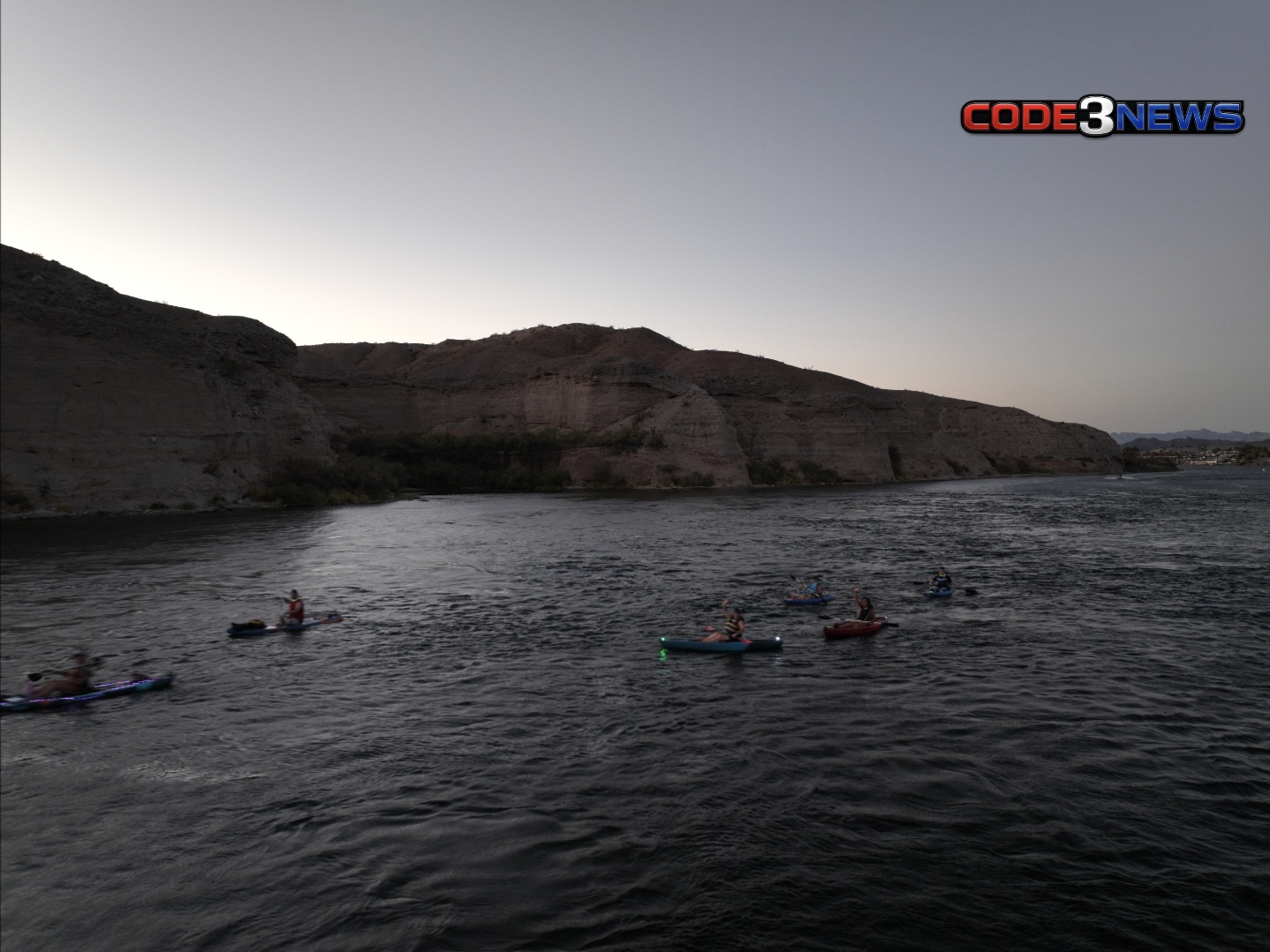 Bullhead City Bullhead City Glow Paddle - Code3News